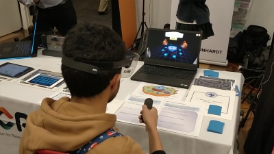 Student using the Looking Inside