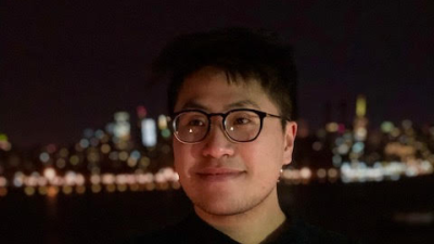 Photo of Jason Le in an NYU long sleeve shirt