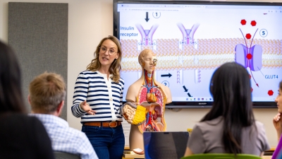 Dr. Olarte teaching the digestive system