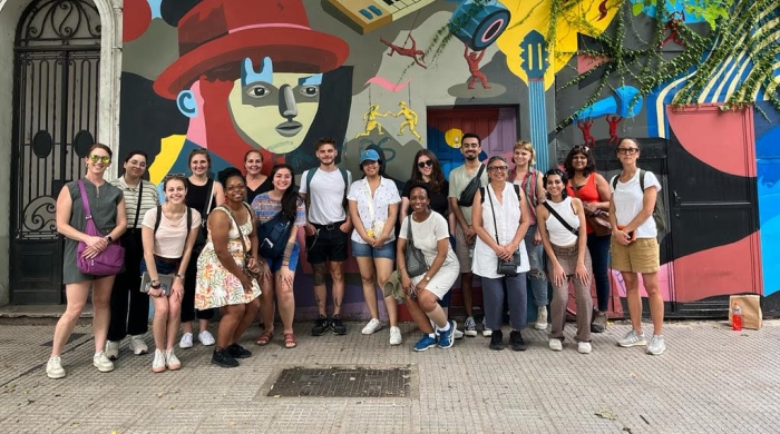 Group photo of the Buenos Aires, Argentina study abroad trip