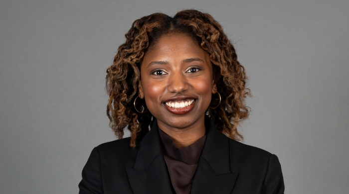 Fullbody photograph of advisor Sabrina Spencer