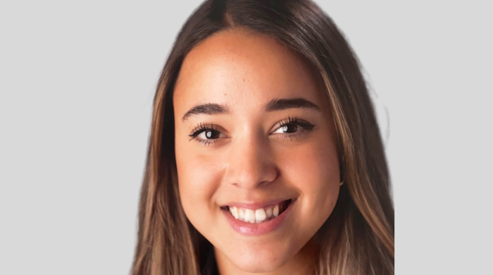 headshot of Eileen