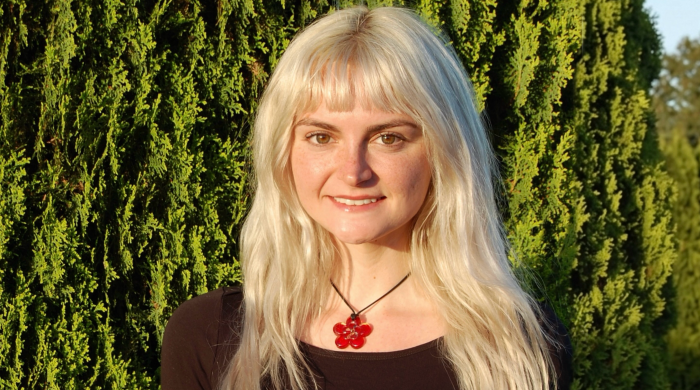 Madison Akles headshot