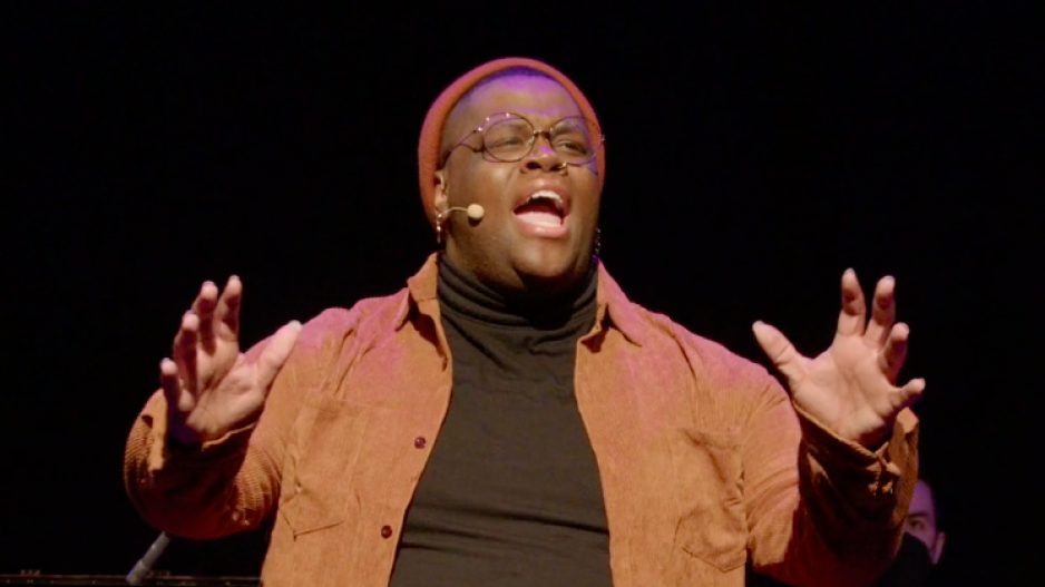 A student performing at the Steinhardt Vocal Performance Showcase in 2022