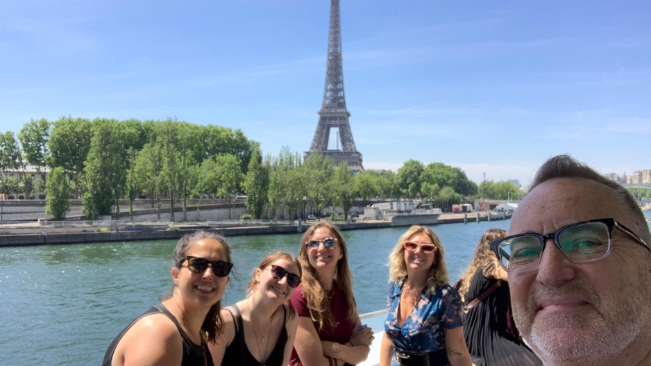 PAA/VAA students on the boat tour exploring Paris