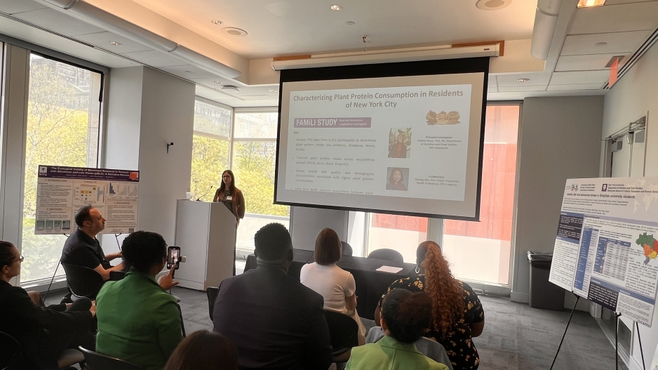 Andrea Glenn presenting her 2025 Seed Award project