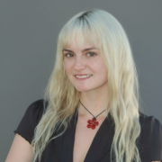 Madison Akles headshot