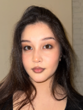 Headshot of Amina Kuzhanova