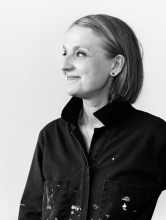 portrait of Sue de Beer