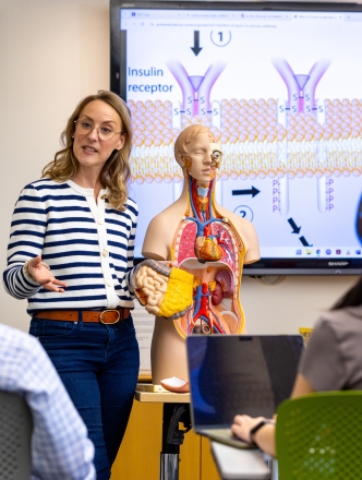 Dr. Olarte teaching the digestive system